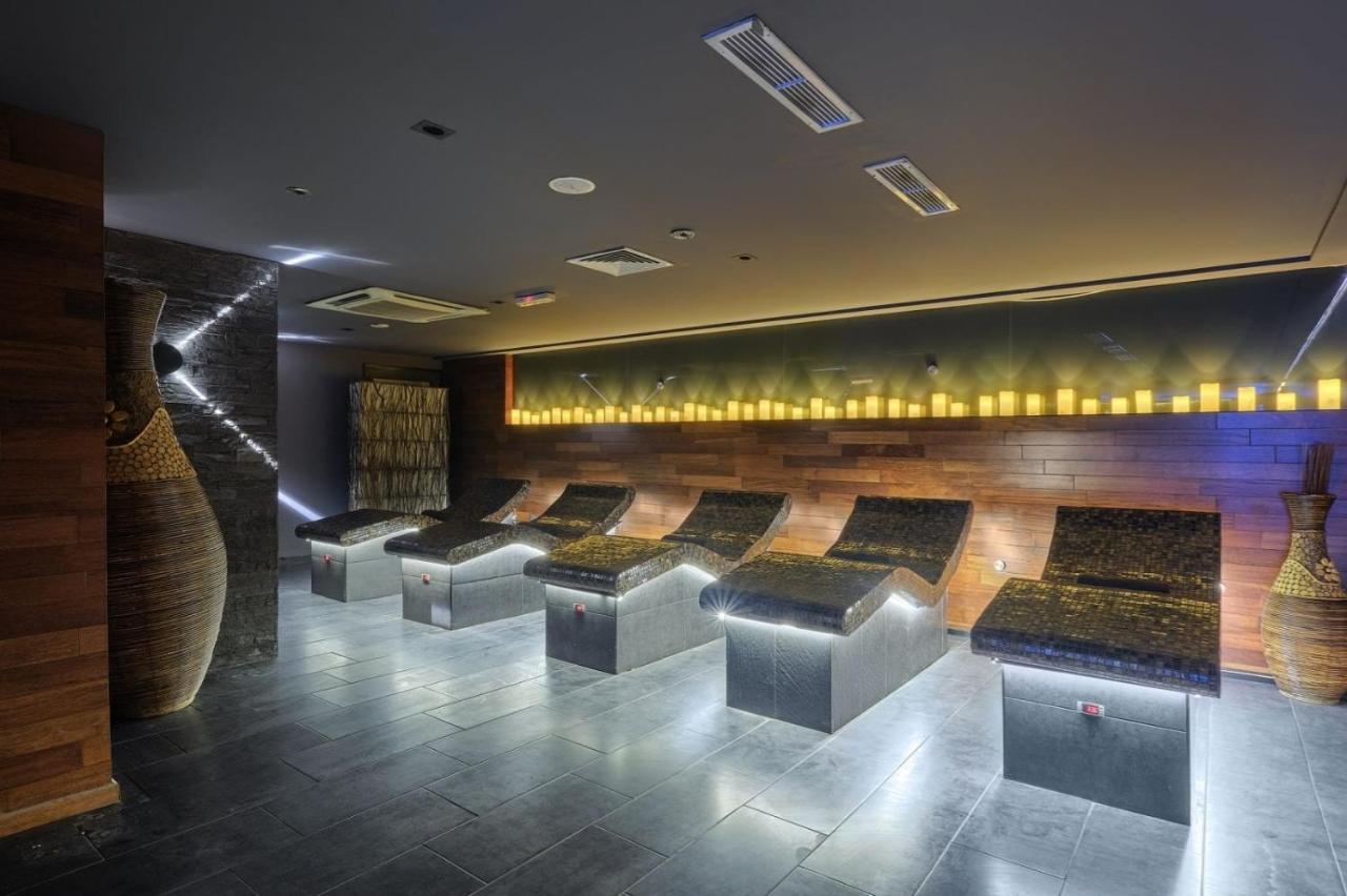 Hotel Emirates Sofia Luaran gambar