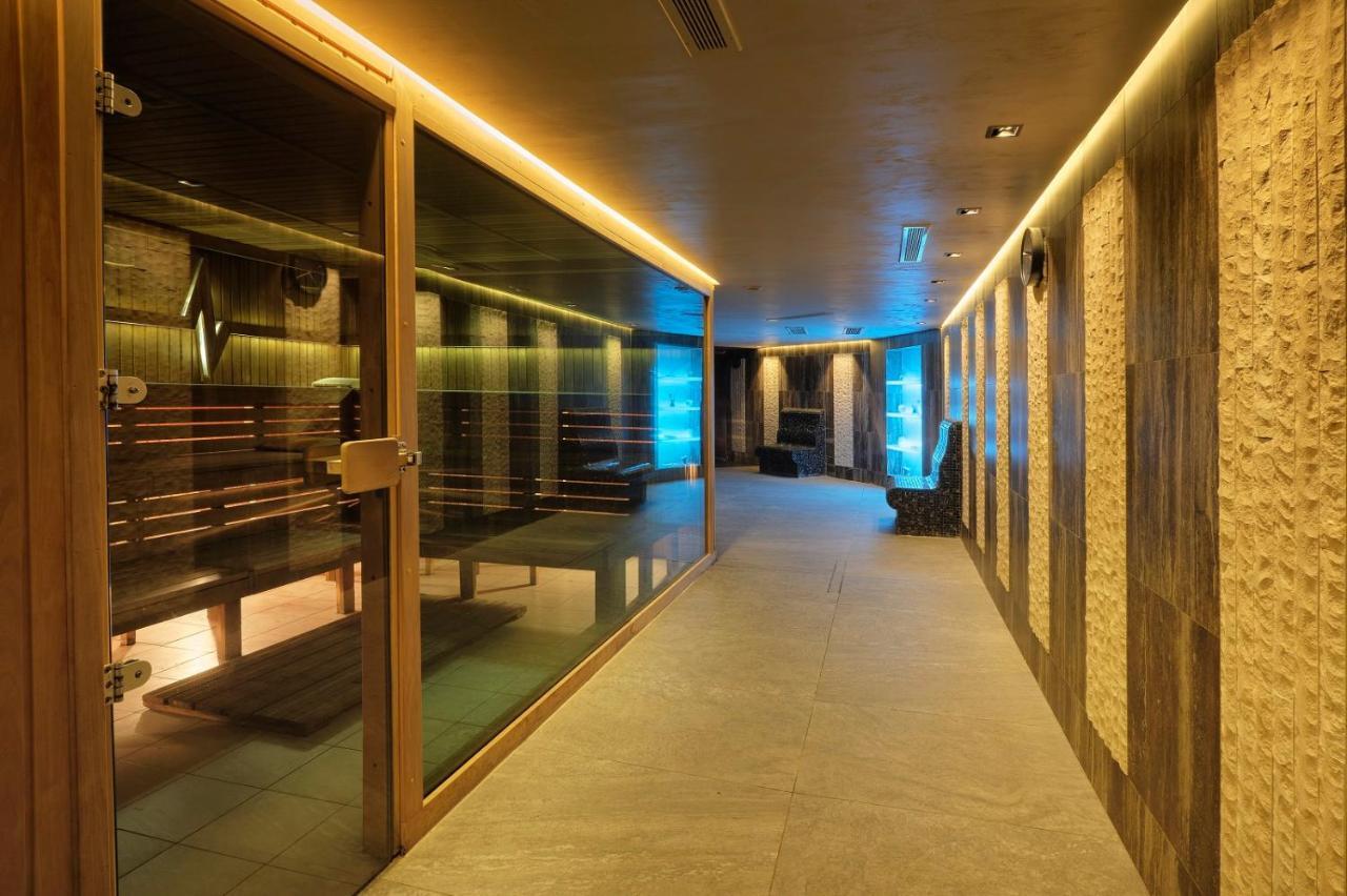 Hotel Emirates Sofia Luaran gambar